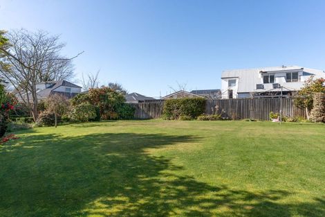 Photo of property in 13 Otara Street, Ilam, Christchurch, 8053
