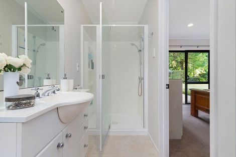 Photo of property in 5e Brights Road, Waiuku, 2123