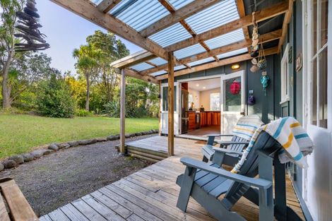 Photo of property in 15 East Street, Raglan, 3225