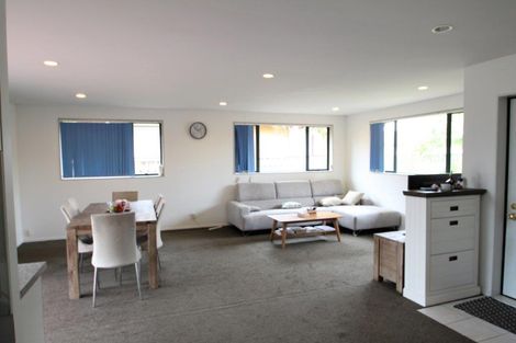 Photo of property in 25 Tilberg Street, Favona, Auckland, 2024