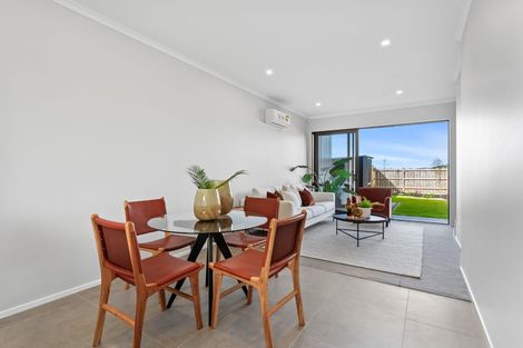 Photo of property in 118 Symes Drive, Red Beach, 0932