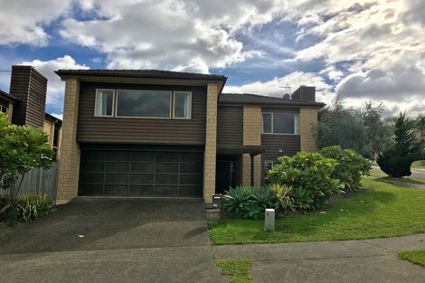 Photo of property in 98 Cyril French Drive, Flat Bush, Auckland, 2016