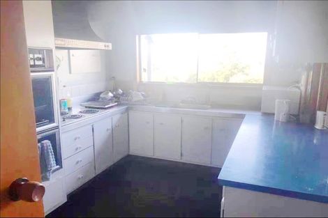 Photo of property in 118 Pupuke Road, Hillcrest, Auckland, 0627