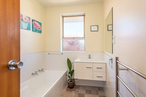 Photo of property in 43 Strathfield Avenue, Dallington, Christchurch, 8061