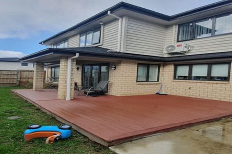 Photo of property in 16 Nandi Lane, Ranui, Auckland, 0612