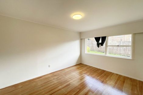 Photo of property in 21 Pegler Drive, Howick, Auckland, 2014
