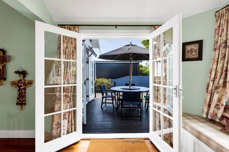 Photo of property in 159 Coronation Avenue, Welbourn, New Plymouth, 4310