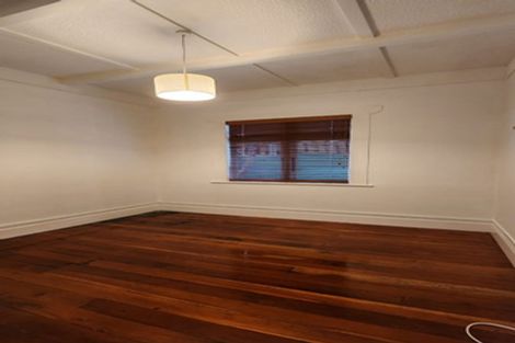 Photo of property in 10a Arawa Street, New Lynn, Auckland, 0600