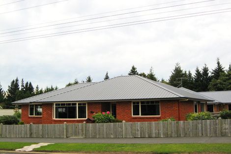 Photo of property in 57 Main Road, Fairfield, Dunedin, 9018