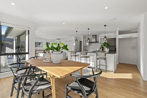 Photo of property in 10 Emma Street, Marshland, Christchurch, 8083