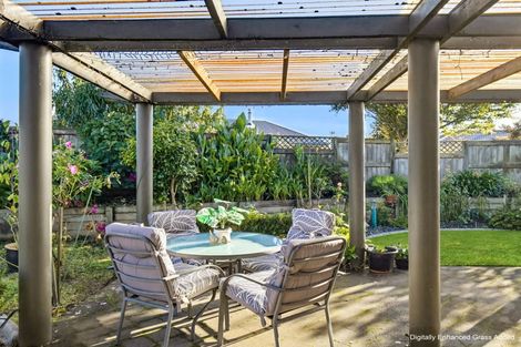 Photo of property in 6 Holdsworth Drive, Otamatea, Whanganui, 4500