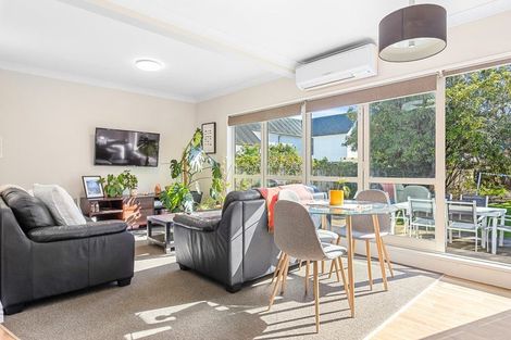 Photo of property in 39 Walpole Street, Waltham, Christchurch, 8023