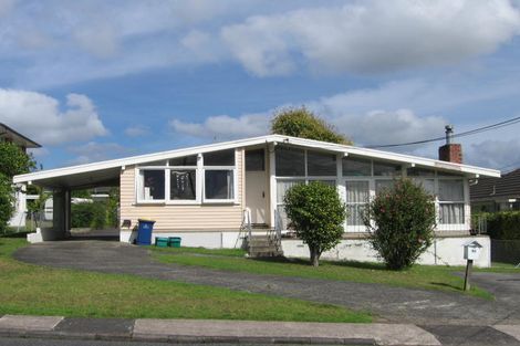 Photo of property in 83 Royal View Road, Te Atatu South, Auckland, 0610