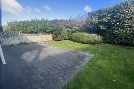 Photo of property in 122 Westchester Drive, Churton Park, Wellington, 6037