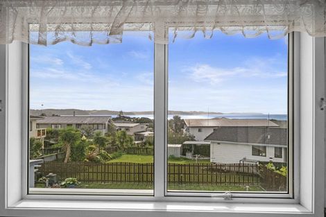 Photo of property in 4 Kawau View Road, Snells Beach, 0920