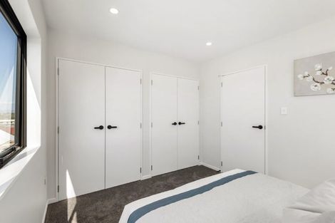 Photo of property in 2/1 Egremont Street, Belmont, Auckland, 0622