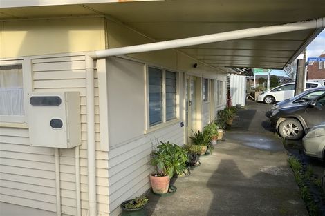 Photo of property in 1 Gorge Road, Maungaturoto, 0520