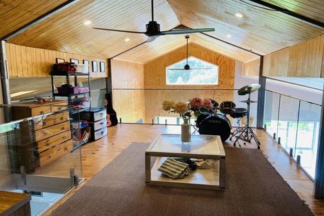 Photo of property in 157 Tui Glen Road, Haruru, 0204