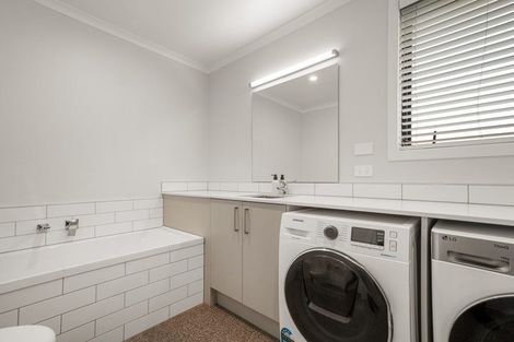 Photo of property in 1 Nugget Avenue, Hobsonville, Auckland, 0616