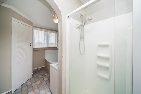 Photo of property in 39 Celia Street, Stratford, 4332