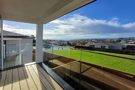 Photo of property in 345 East Coast Road, Mairangi Bay, Auckland, 0630