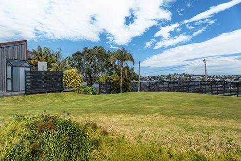 Photo of property in 90 Ardern Avenue, Stanmore Bay, Whangaparaoa, 0932