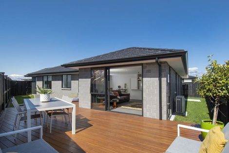 Photo of property in 7 Holstein Way, Papamoa, 3118