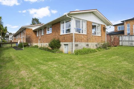 Photo of property in 3/97 Golf Road, New Lynn, Auckland, 0600