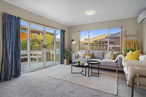 Photo of property in 94 Rattray Street, Riccarton, Christchurch, 8041