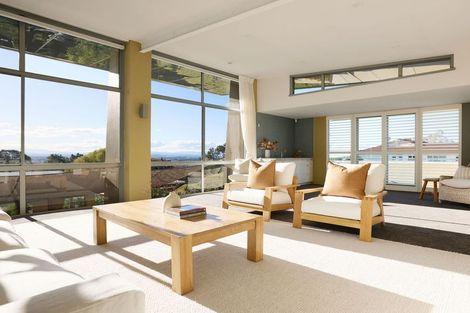 Photo of property in 110 Durham Drive, Havelock North, 4130