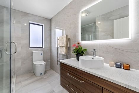 Photo of property in 8 Tawatawa Street, Long Bay, Auckland, 0630