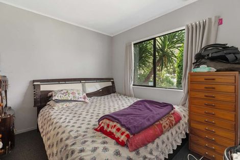 Photo of property in 127 Maplesden Drive, Clendon Park, Auckland, 2103