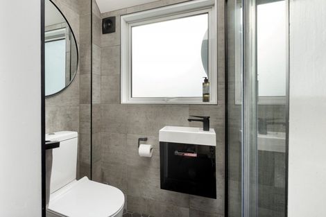 Photo of property in 12 Tudor Place, Mount Maunganui, 3116