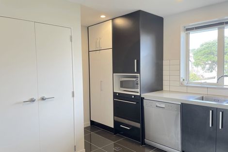 Photo of property in 10/31u Princess Terrace, Newtown, Wellington, 6021