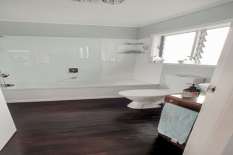 Photo of property in 84 Glengarry Road, Glen Eden, Auckland, 0602