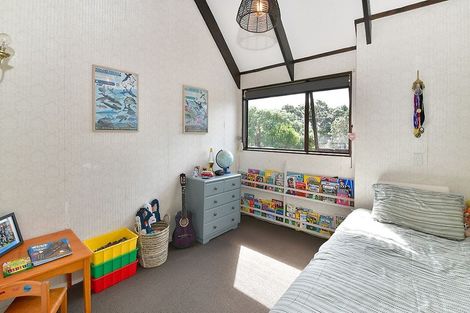 Photo of property in 48 Laurence Street, Manly, Whangaparaoa, 0930