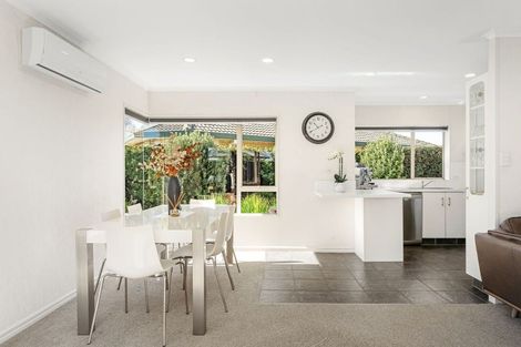 Photo of property in 18a Haven Grove, Papamoa Beach, Papamoa, 3118