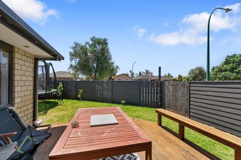 Photo of property in 2 Shaun Close, Papamoa Beach, Papamoa, 3118