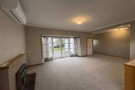 Photo of property in 17 Howard Road, Taradale, Napier, 4112