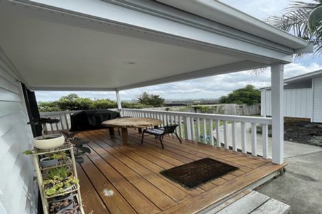 Photo of property in 39 Dakota Avenue, Beach Haven, Auckland, 0626