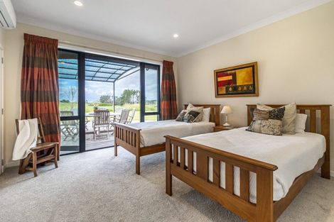 Photo of property in 21 Whangapouri Road, Karaka, Drury, 2578