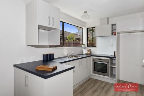 Photo of property in 34 Solomon Avenue, Redwood, Christchurch, 8051