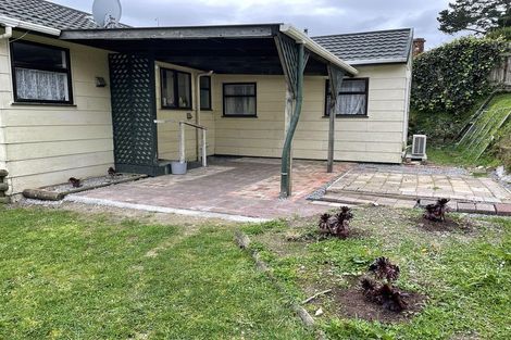 Photo of property in 142 Mark Avenue, Grenada Village, Wellington, 6037