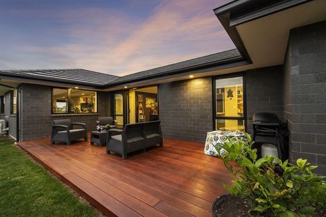 Photo of property in 74 Stationmasters Way, Prebbleton, 7604