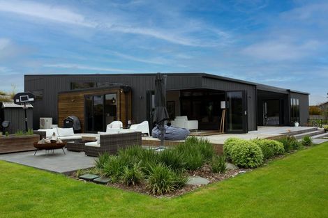 Photo of property in 35 Paetawa Road, Peka Peka, Waikanae, 5391