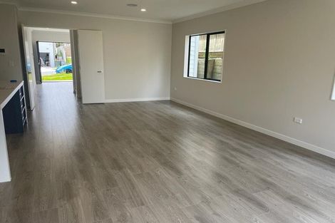 Photo of property in 7 Haku Road, Flat Bush, Auckland, 2019