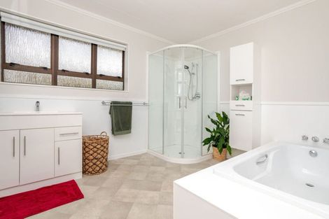 Photo of property in 1 Dawson Street, Dannevirke, 4930