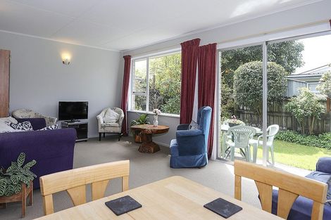 Photo of property in 138 Welcome Bay Road, Welcome Bay, Tauranga, 3112