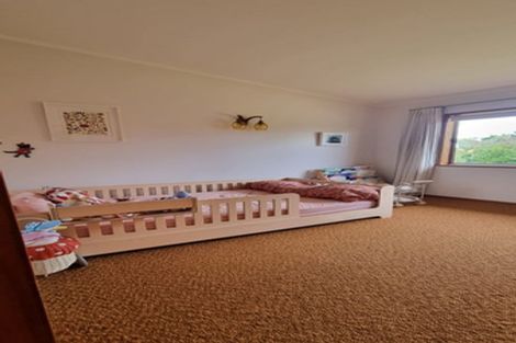 Photo of property in 15 Dawnhaven Drive, Te Atatu Peninsula, Auckland, 0610