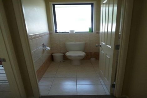 Photo of property in 1 Gulf Harbour Drive, Gulf Harbour, Whangaparaoa, 0930